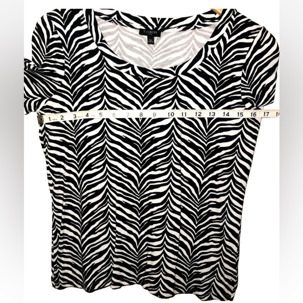 Talbots Black and White Zebra Scoop Neck Short Sleeve Top Women’s Size Petite M - Picture 10 of 11